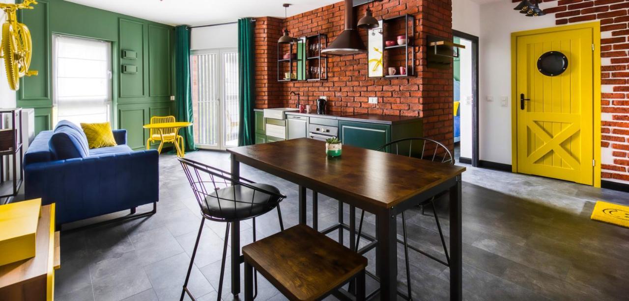 Apartament Bohema ワルシャワ エクステリア 写真